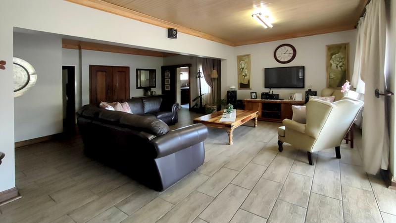 16 Bedroom Property for Sale in Middelburg Rural Eastern Cape
